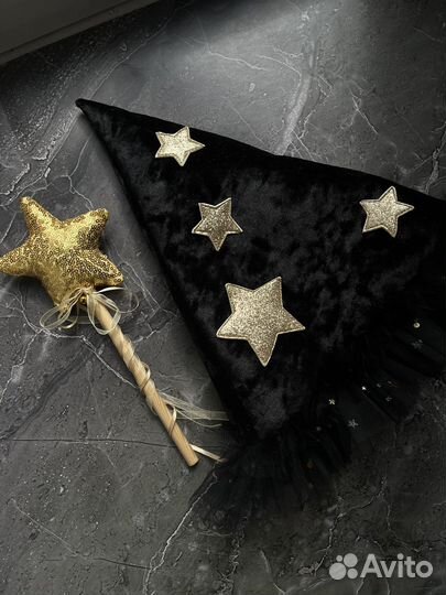 Колпачок, плащ-мантия волшебника, палочка