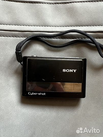 Компактный фотоаппарат Sony Cyber-shot DSC-T20