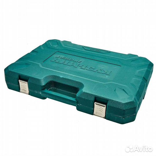 Набор ключей и головок