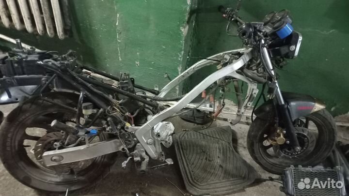 Yamaha fz400n/fz400r