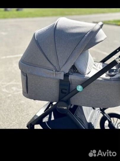 Коляска 2 в 1 Luxmom 760