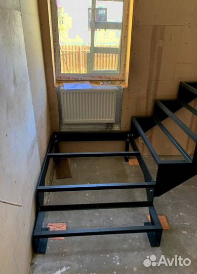 Перила деревянные для лестниц