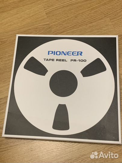 Коробки новые от катушек Pioneer