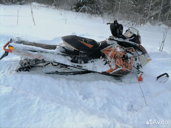 SKI-DOO summit X 154