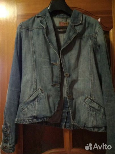 Куртка-пиджак джинсовый