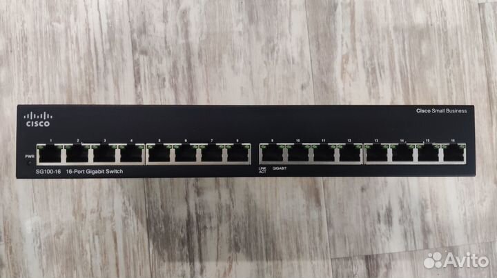 Коммутатор Cisco SG100-16 v2