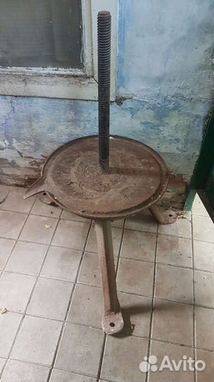 Пресс для отжима винограда