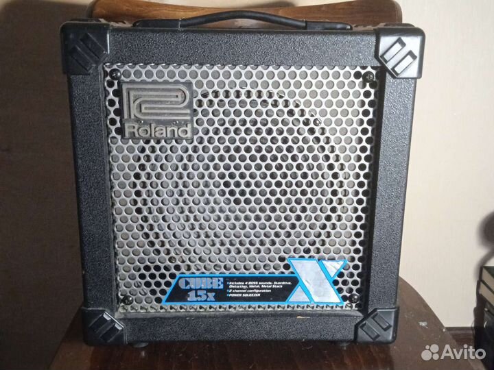 Комбоусилитель Roland cube 15x
