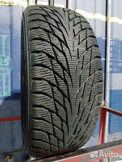 Nokian Tyres Hakkapeliitta R2 215/55 R16 98T