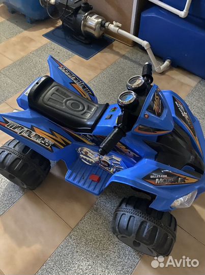 Детский квадроцикл на аккумуляторе