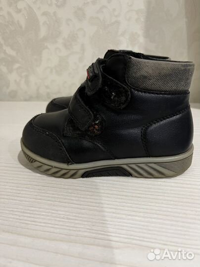 Ботинки осенние