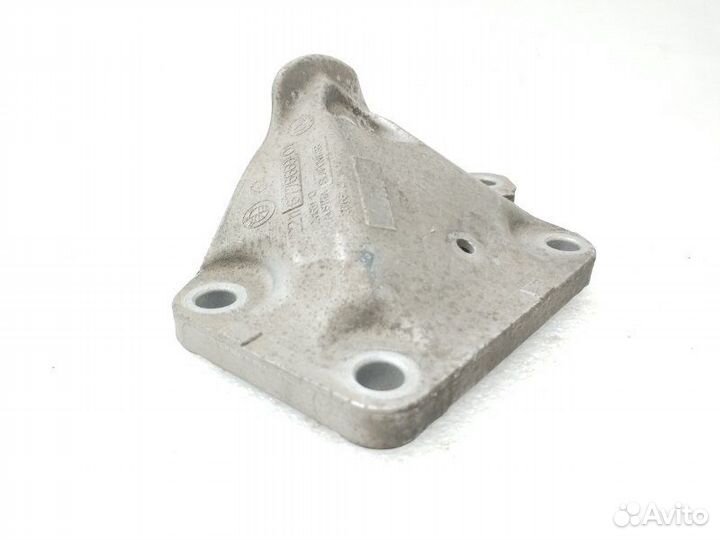 Кронштейн двигателя левый Bmw 6-Series E63 3.0 N52