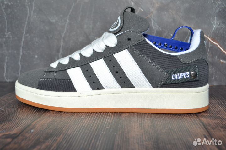 Женские кроссовки adidas campus