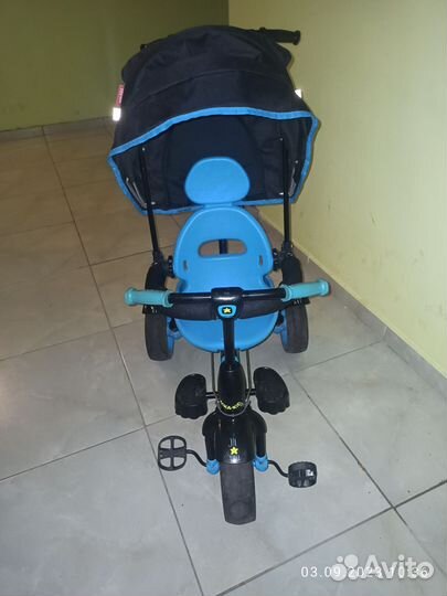 Трехколесный велосипед с родительской ручкой
