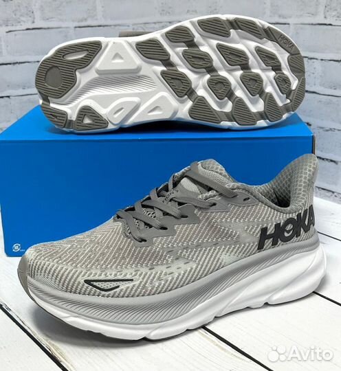 Кроссовки мужские hoka