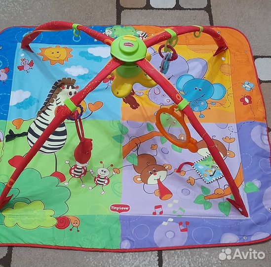 Развивающий коврик tiny love