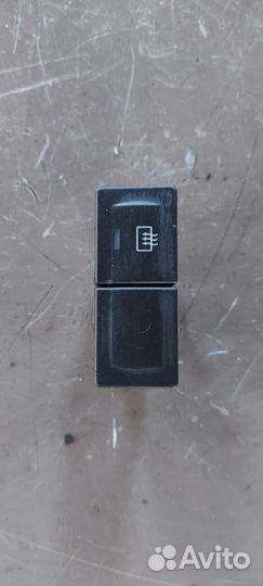 Кнопка подогрева на Ford Fiesta