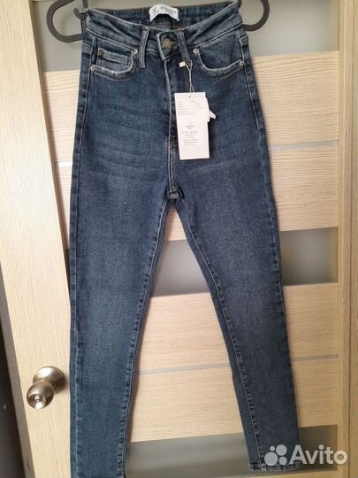 Джинсы клеш женские размер 25(Турция)