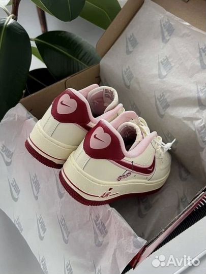 Nike air force 1 low valentine s day