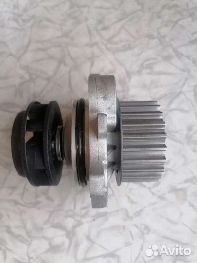 Водяная помпа школа octavia А5 дв. BSE