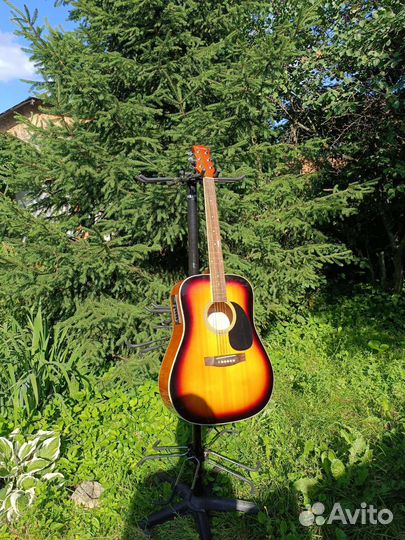 Подставка для гитар