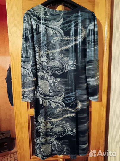 Нарядное женское платье 42 44