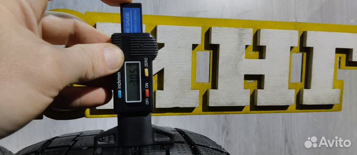 Toyo Observe Ice-Freezer 205/60 R16