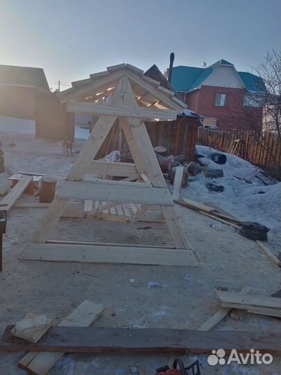 Садовые качели из дерева