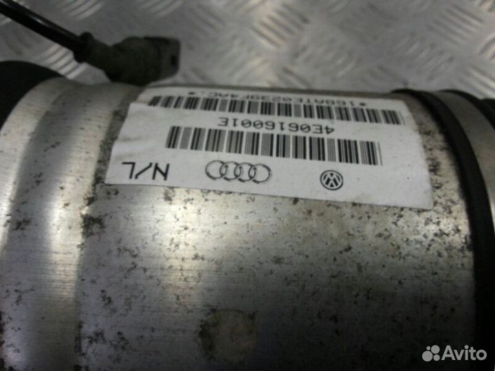 Амортизатор (пневма) задний левый Audi A8 D3 3.2