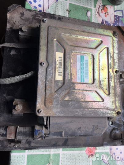 Блок управления эбу Renault Denso 175800-0453