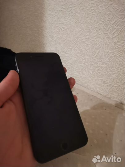 Телефон iPhone 7 plus