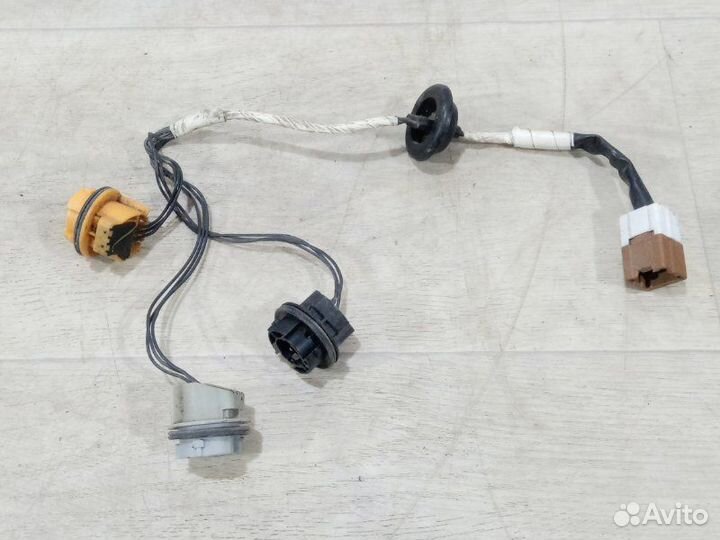 Проводка фонаря задняя левая Nissan Tiida хетчбэк