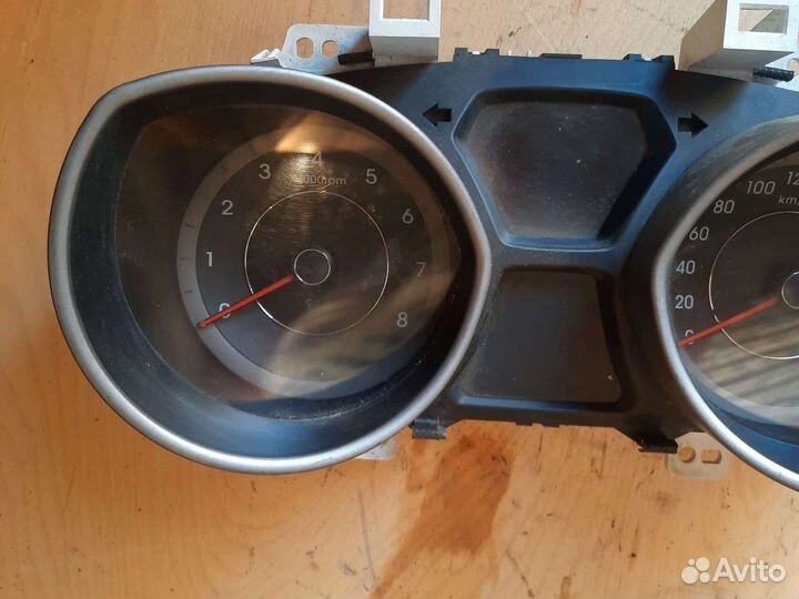 Панель приборов Хендай Элантра 5 MD 1.6 АКПП
