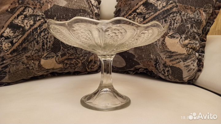 Ваза для фруктов(конфетница)