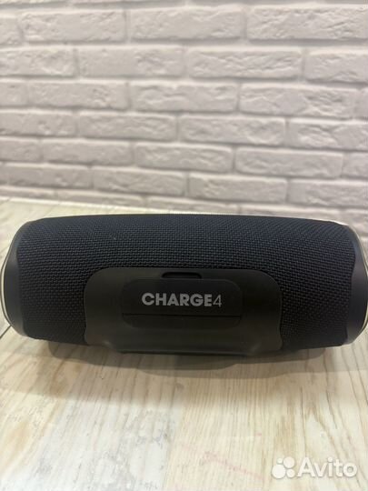 Jbl charge 4 оригинал в отличном состояние