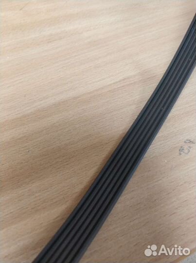 Приводной (поликлиновый) ремень 04C 260 849 E