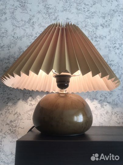 Лампа настольная