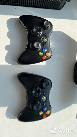 Xbox 360S прошит 320gb+Kinect+2джоя+диск в подарок