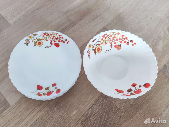 Тарелка суповая и плоская