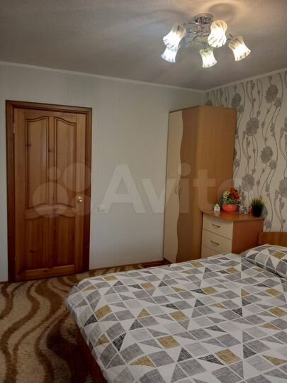 3-к. квартира, 65 м², 1/10 эт.
