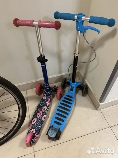 Самокат maxiscoo