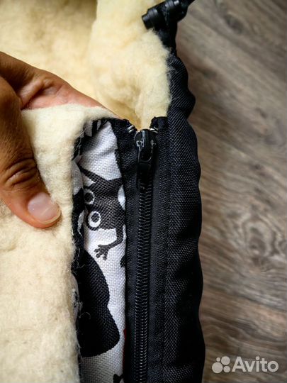 Зимний конверт в коляску на овчине