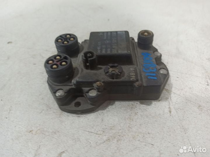 Блок управления зажиганием (коммутатор)