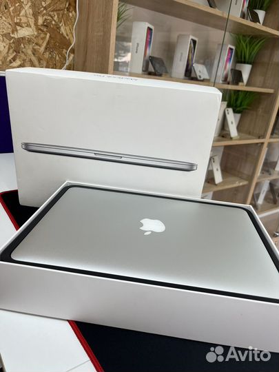 Apple MacBook Pro 13 A1502 (i5, 8gb, SSD )