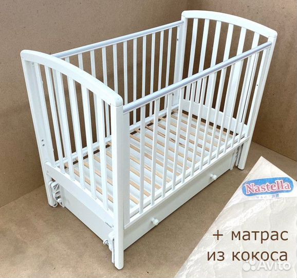 Детская кровать 120х60 из бука с маятником +матрас