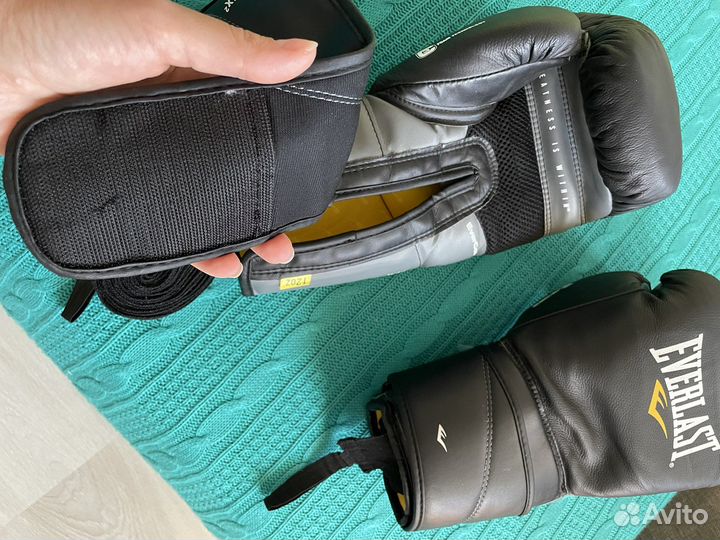 Боксерские перчатки 12 oz everlast