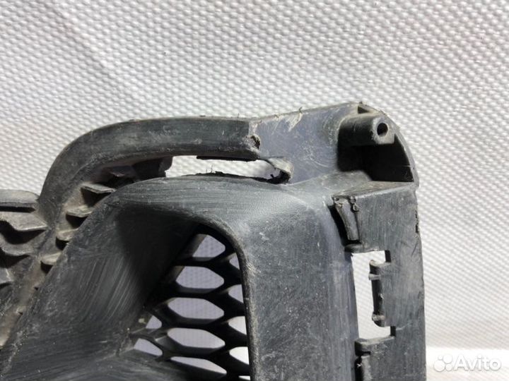 Накладка птф передняя правая Kia Ceed 3 2018