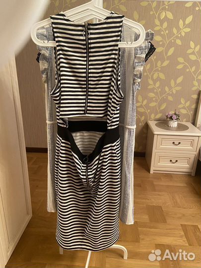 Пакетом платья H&M