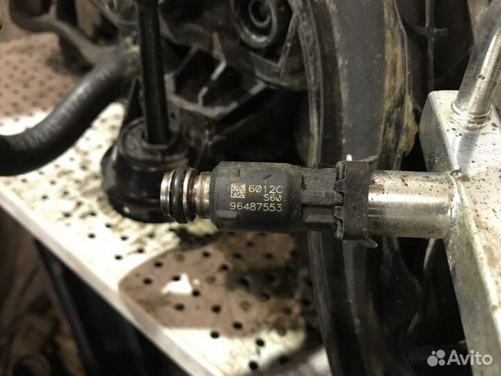 Рампа топливная Chevrolet Cruze