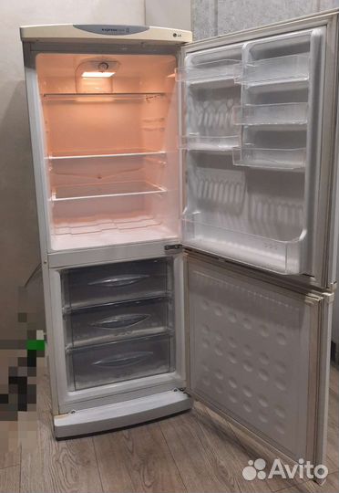 Холодильник Lg, двухкамерный